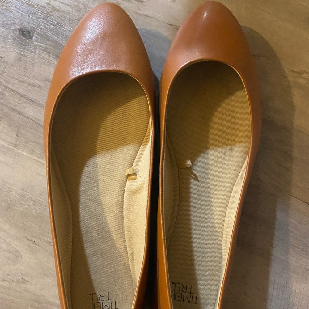 Brown flats